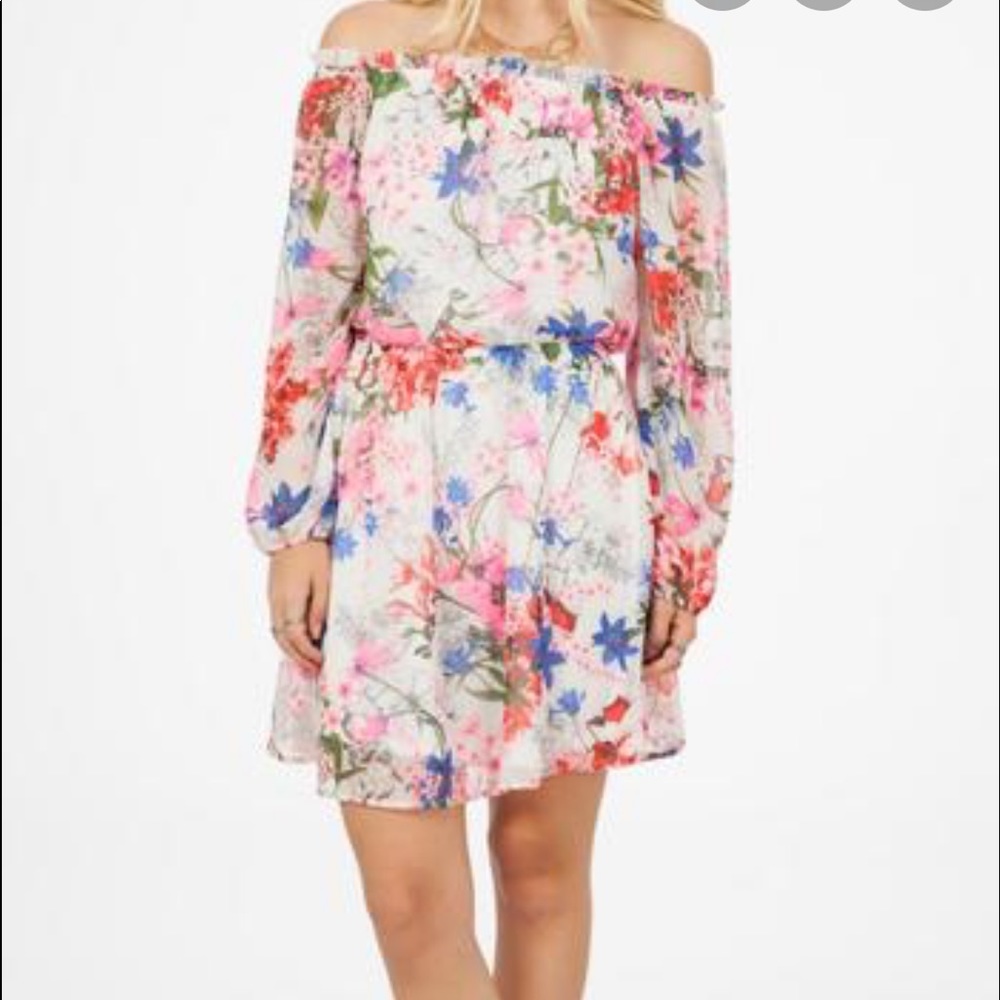 Peach Love Pink and White Floral Dress Size Medium